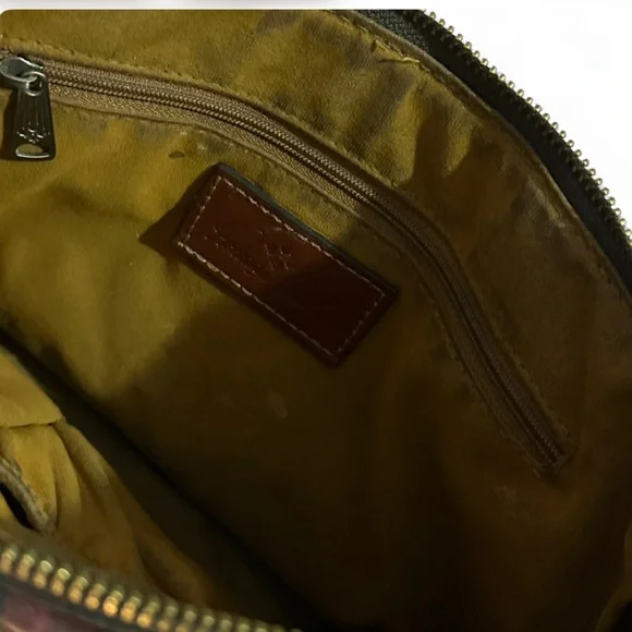 Patricia Nash Kirby East West Floral Leather Crossbody Bag - Picture 7 of 10